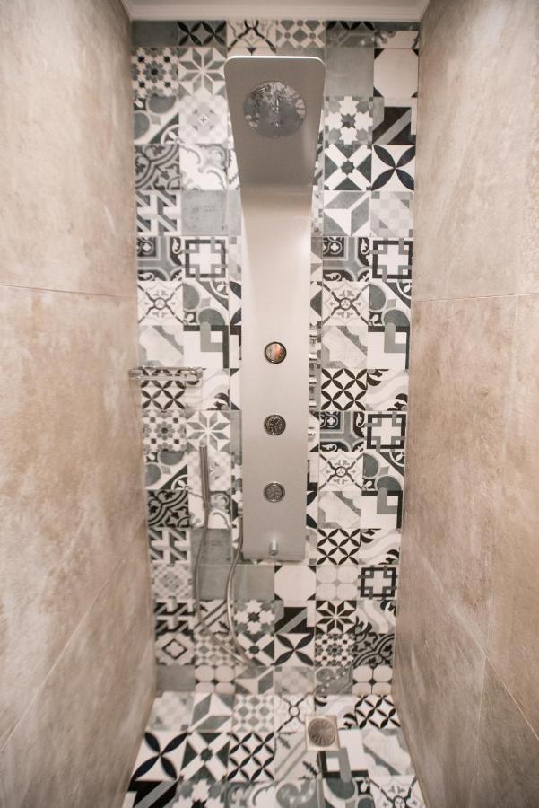 Athenian Living Suites Bagian luar foto