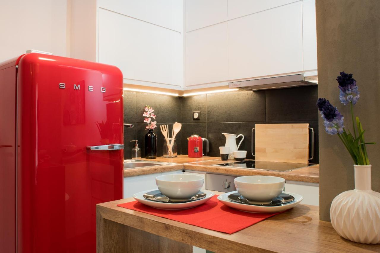 Athenian Living Suites Bagian luar foto