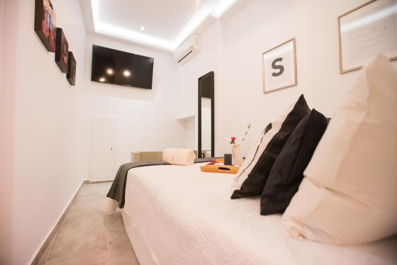 Athenian Living Suites Bagian luar foto