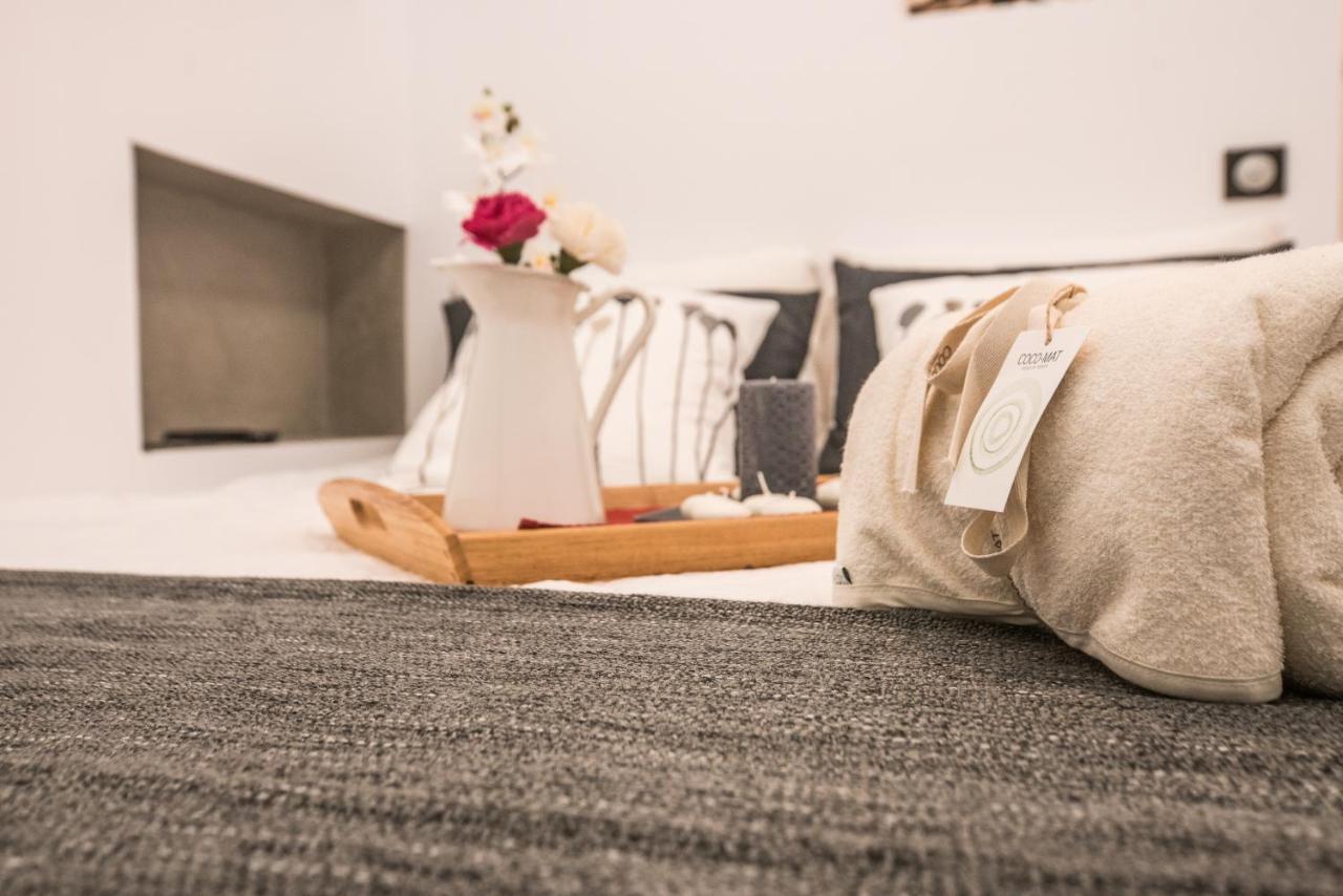 Athenian Living Suites Bagian luar foto