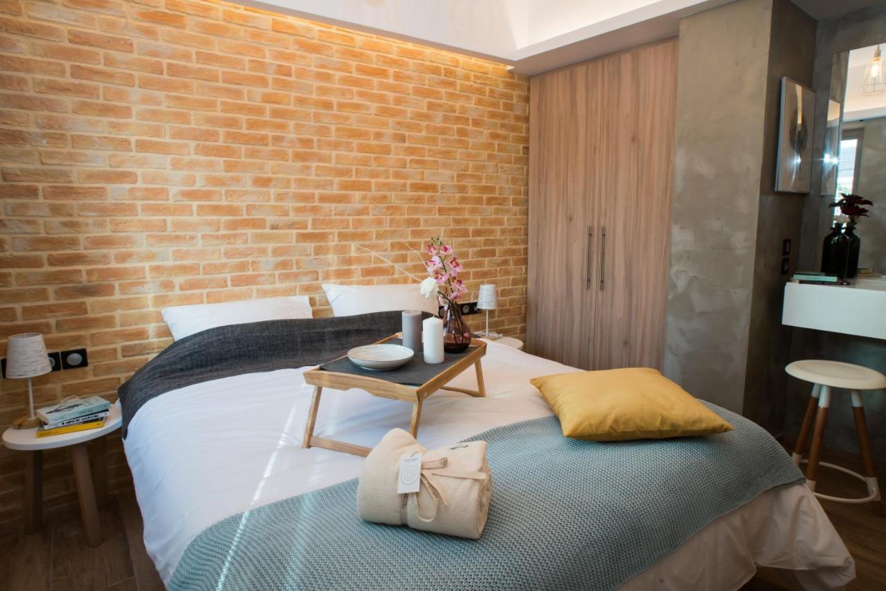 Athenian Living Suites Bagian luar foto