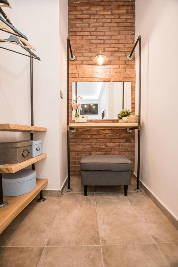 Athenian Living Suites Bagian luar foto